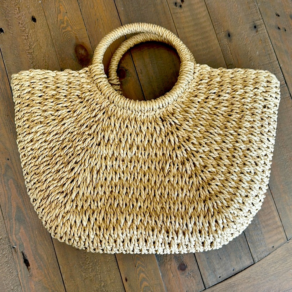NEW Summer & Rose Beachy Gibson Handled Woven Straw Tote Handbag